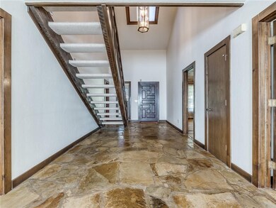 2112 Woodhill Rd, Edmond, OK 73025 - photo 2