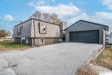 2040 Platteview Dr, Cedar Creek, NE 68016 - photo 2