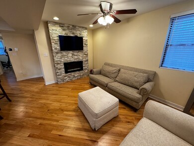4812 N Hoyne Ave unit 1, Chicago, IL 60625 - photo 4