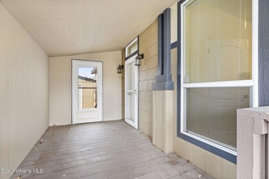 3-web-or-mls-2121-w-jester-way
