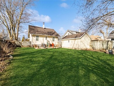 624 W 6th St S, Newton, IA 50208 - photo 6