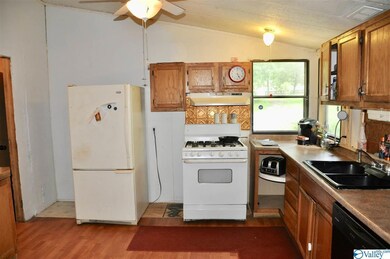 15 Rockledge Pvt Dr, Somerville, AL 35670 - photo 7