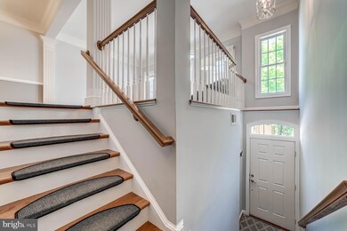 9066 Tanyard Ln, Lorton, VA 22079 - photo 3