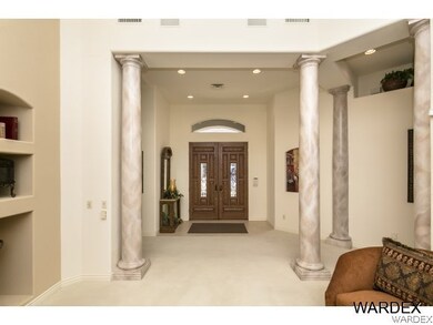 Gorgeous Entry