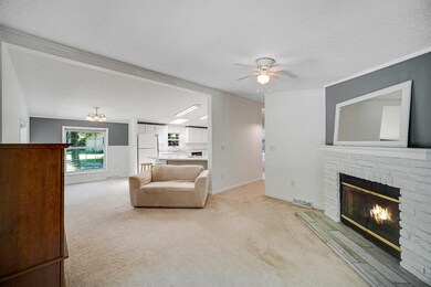 6444 N Woodridge Dr, Michigan City, IN 46360 - photo 3