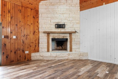 194 Private Road 4583, Boyd, TX 76023 - photo 7