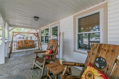 516 N Avenue A, Springtown, TX 76082 - photo 3