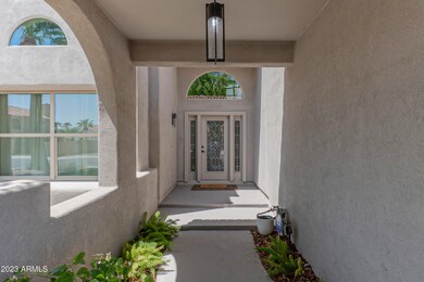 16614 S-004-005-Entryway-MLS_Size