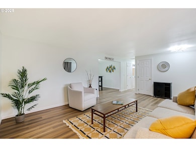 6050 SW Cross Creek Dr, Beaverton, OR 97007 - photo 6