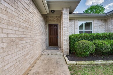 12011 Lois Ln, Pinehurst, TX 77362 - photo 3