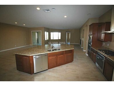 Kitchen. Huge kitchen island