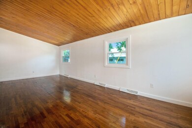 819 Federal Ct, Niles, MI 49120 - photo 2