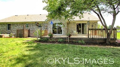 135 Hickory Dr, Harrodsburg, KY 40330 - photo 6