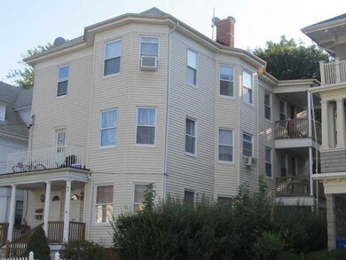 137 Mulberry St, Pawtucket, RI 02860 - photo 2