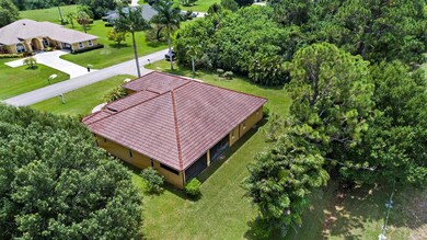 1651 Timberlake Dr, Fort Pierce, FL 34947 - photo 4