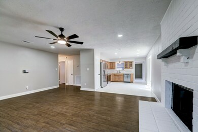 23402 Newgate Dr, Spring, TX 77373 - photo 5