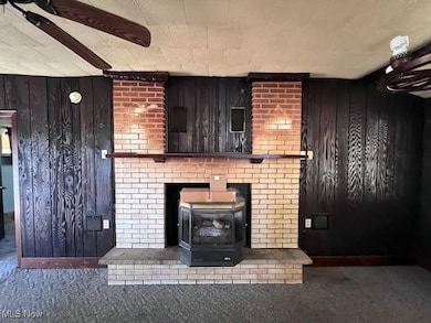 135 Dupont Cir, Blennerhassett, WV 26181 - photo 3