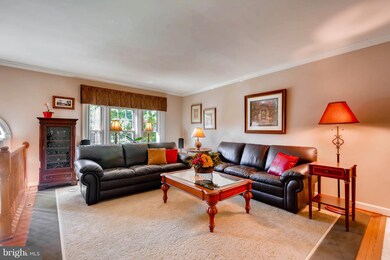 672 Budleigh Cir, Lutherville Timonium, MD 21093 - photo 5