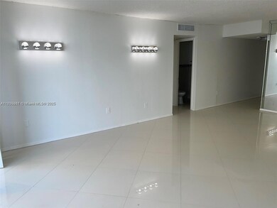 Regency Tower unit 3D, Miami Beach, FL 33140 - photo 5