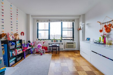 10 Huron Ave unit 4M, Jersey City, NJ 07306 - photo 5