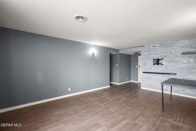 1800 N Stanton Suite 204-5