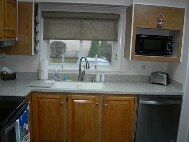 2 Birch St, Rockland, MA 02370 - photo 3