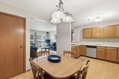 4821 Easy St unit 5, Hartland, WI 53029 - photo 5