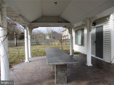 202 Franklin Ct, Mullica Hill, NJ 08062 - photo 5