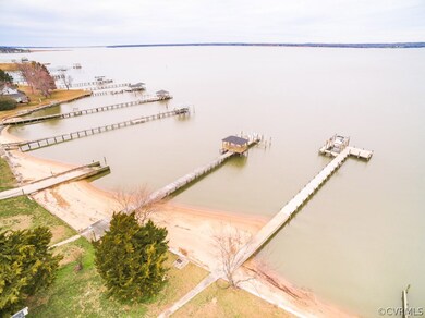 3306 Grandview Dr, Dunnsville, VA 22454 - photo 7