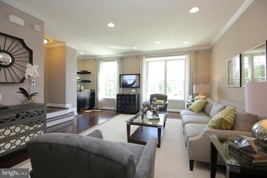 8216 Secluded Cove Ln, Baltimore, MD 21222 - photo 5