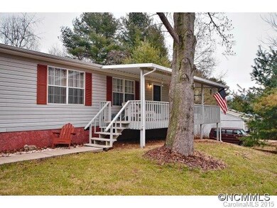 130 Wicklow Dr, Asheville, NC 28806 - photo 2