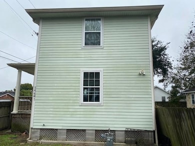 1241 Lizardi St, New Orleans, LA 70117 - photo 2