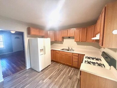 617 E Cherry St, Cushing, OK 74023 - photo 7