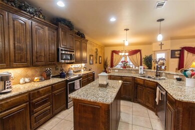 121 Walton Ln, Springtown, TX 76082 - photo 5