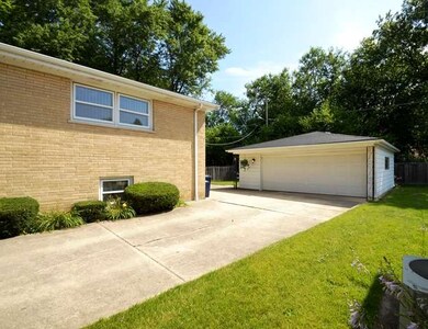 1005 Hull Ave, Westchester, IL 60154 - photo 3