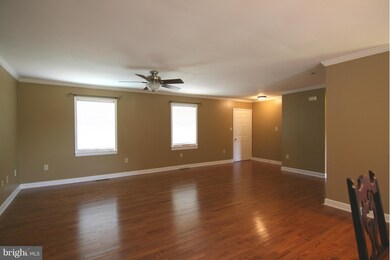 10307 Shaw Dr, Spotsylvania, VA 22553 - photo 2