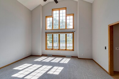 5256 Stoneman Dr, Fitchburg, WI 53711 - photo 5