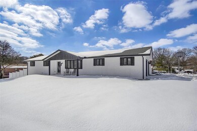 909 Borri Dr, Maryville, IL 62062 - photo 2