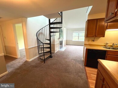 12319 Wadsworth Way, Woodbridge, VA 22192 - photo 6