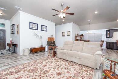 600 Willow Dr, Troy, TX 76579 - photo 2