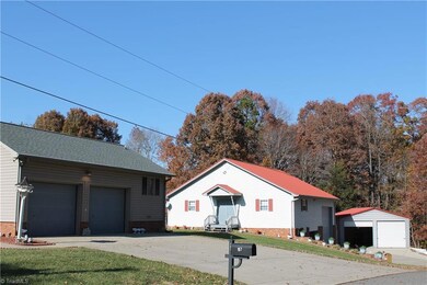 157 Oak Haven Dr, Statesville, NC 28625 - photo 5