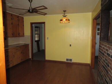 891 Elm Place, Princeton, IL 61356 - photo 6