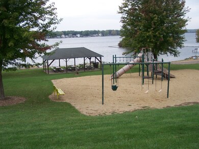 7709 Deep Spring Rd, Wonder Lake, IL 60097 - photo 6