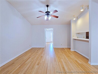 259 Waterdown Dr unit 11, Fayetteville, NC 28314 - photo 7