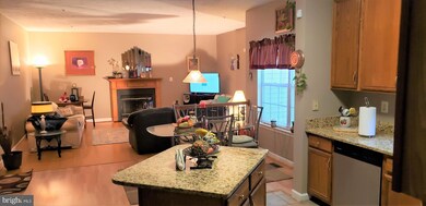 1011 Consideration Ln, Hyattsville, MD 20785 - photo 7