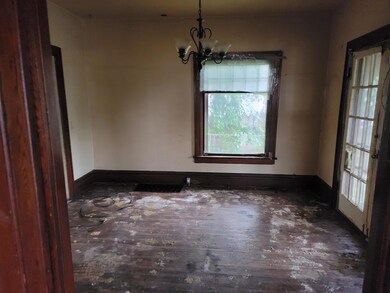 299 S Richardson Ave, Columbus, OH 43204 - photo 5