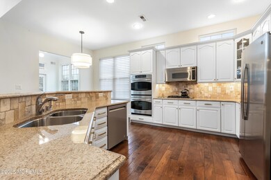 White Kitchen