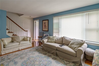 38 Freeborn St, Middletown, RI 02842 - photo 3