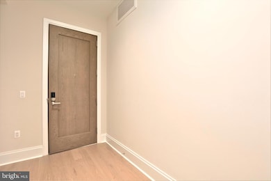 The Monarch unit 1302, McLean, VA 22102 - photo 3