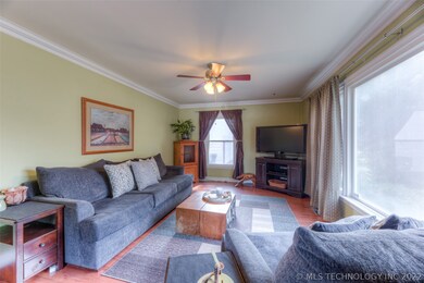 1567 E 60th Pl - Living Room